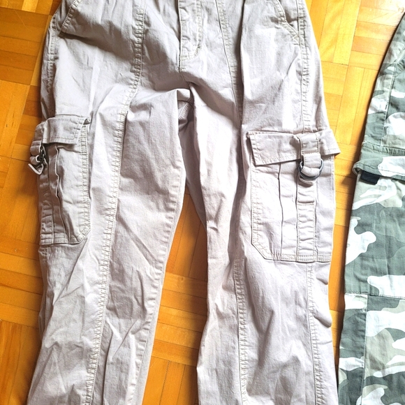 One beautiful unisexe pants From Garage - Picture 8 of 10